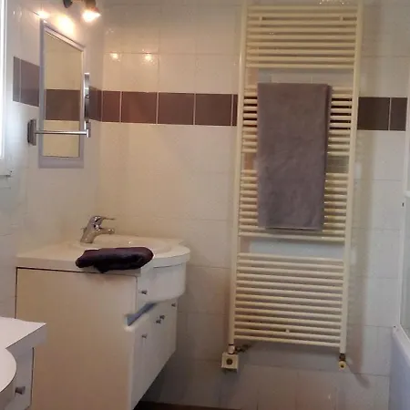 Maison Medicis Avec Piscine Privee 2ch-parking Prive Quartier Verdoyant Chateau De Pau Konukevi 3*